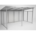 Wiata rowerowa Zorza III zabudowana 420 cm - widok z przodu pod kątem, dach z blachy trapezowej