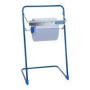 Podłogowy lub ścienny stojak na czyściwa papierowe z gilotyną, metalowy, kolor niebieski, maksymalna szerokość czyściwa 40 cm Kr