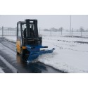 Pług śnieżny do wózka widłowego 2000 mm - odśnieżanie parkingu wózkiem widłowym