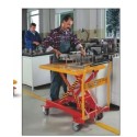 Wózek podnośnikowy stołowy WRP1-0252 - użytkowanie w hali produkcyjnej przy stanowisku pracy