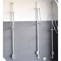 Wieszak na rowery Lift Premium-1 - trzy wieszaki zamontowane na ścianie