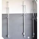 Wieszak na rowery Lift Premium-4 - trzy pionowe prowadnice zamontowane na ścianie