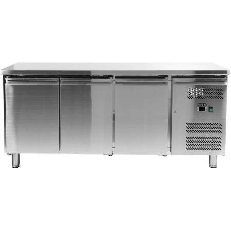 Stół chłodniczy 3-drzwiowy YATO Stoły chłodnicze - 4store.pl