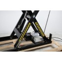 Stół podnośny 1000 kg 850 x 2000 - nożyce, siłownik i agregat hydrauliczny