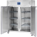 Szafa chłodnicza 2-drzwiowa GN 2/1 1300 l - otwarte drzwi, wnętrze z rusztami