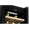 Chłodziarka do wina 2Z 38FL - panel sterowania i oświetlenie LED nad półkami