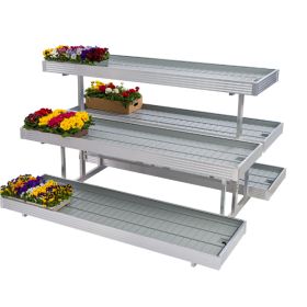 Stół zalewowy trzypoziomowy, Piramida, ekspozytor, dwustronny, wysokość 1,4 m długość 2,05 m, szerokość 2,02 m