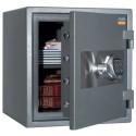 Sejf Protector PLUS 6465 - otwarte drzwi z zamkiem elektronicznym i półkami w środku