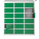 Szafka śniadaniowa PROFI S18 - widok z przodu, 18 zielonych drzwiczek, trzy otwarte