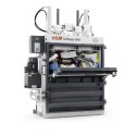 Belownica pionowa HSM V-Press 818 plus - otwarta komora załadunku z kartonami