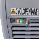 Zamrażarka skrzyniowa YETI X126 - panel sterowania z kontrolkami i naklejką