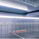 Zamrażarka skrzyniowa OZI i185 NoFrost - wnętrze z koszem i oświetleniem LED