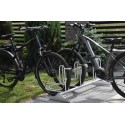 Stojak na rowery RAD-3 Premium - trzy rowery w stojaku na chodniku