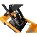 Stół podnośnikowy nożycowy ES50D - siłownik hydrauliczny i akumulator pod platformą