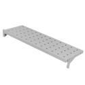 Półka na buty do ławeczki WPC 75x27x18 cm - perforowana półka z wspornikami, widok z przodu pod kątem