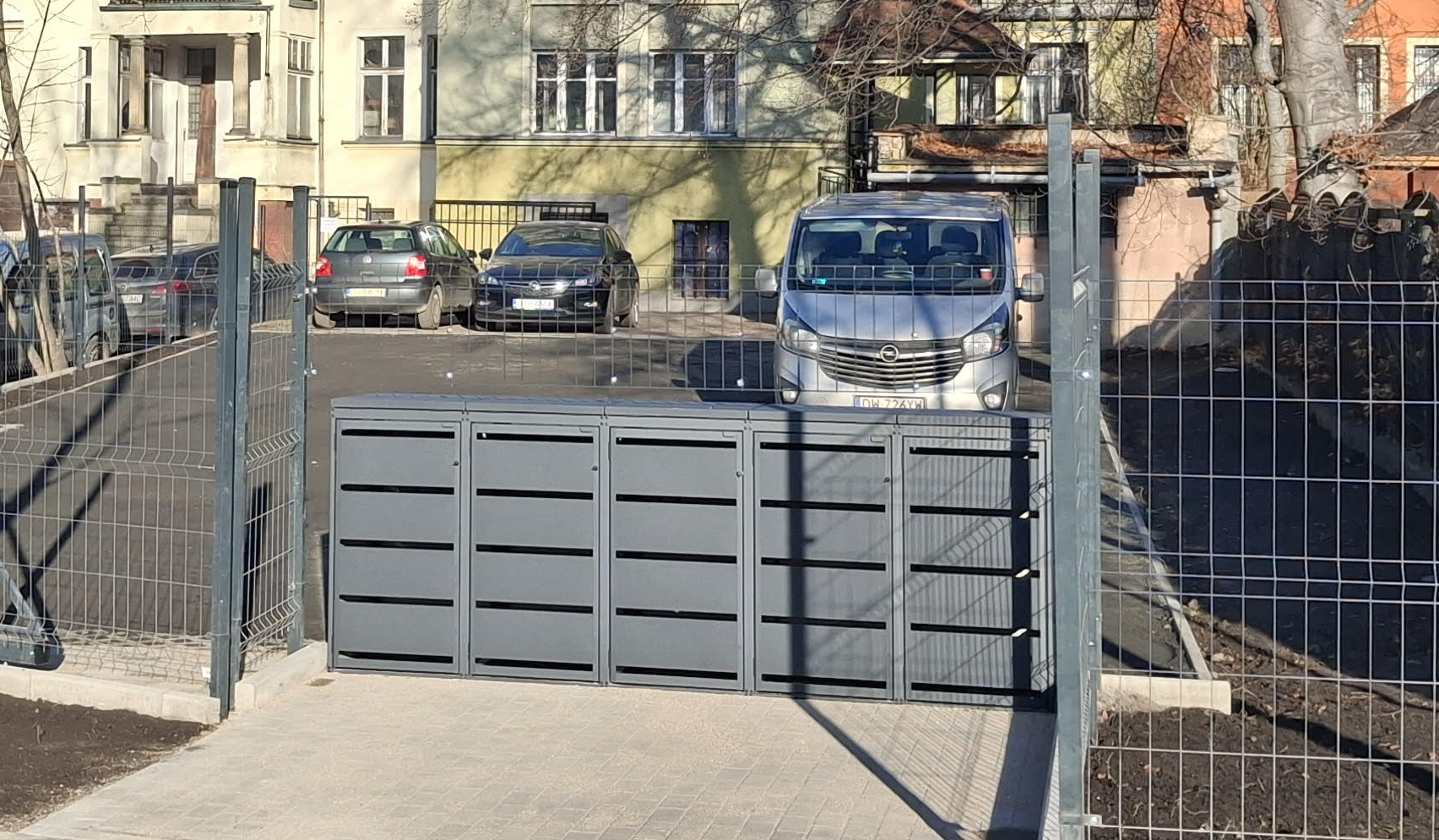 zabudowy do koszy na śmieci, zabudowa na kosze na śmieci